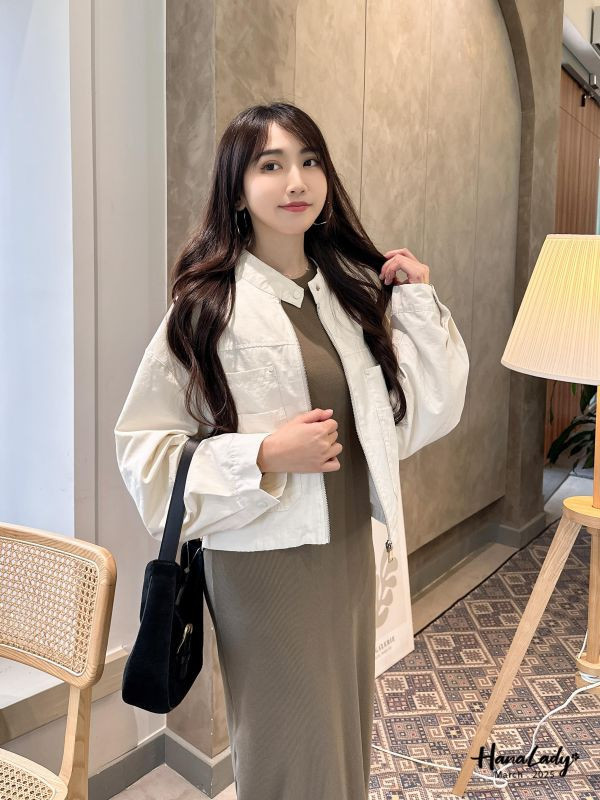 WSA18 帥氣多口袋後抓摺外套 