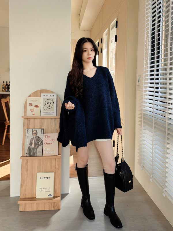 WQB53 經典簡約百搭釦帶長靴 