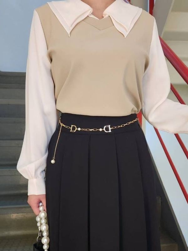 WQA46 假兩件層刺領配色上衣 