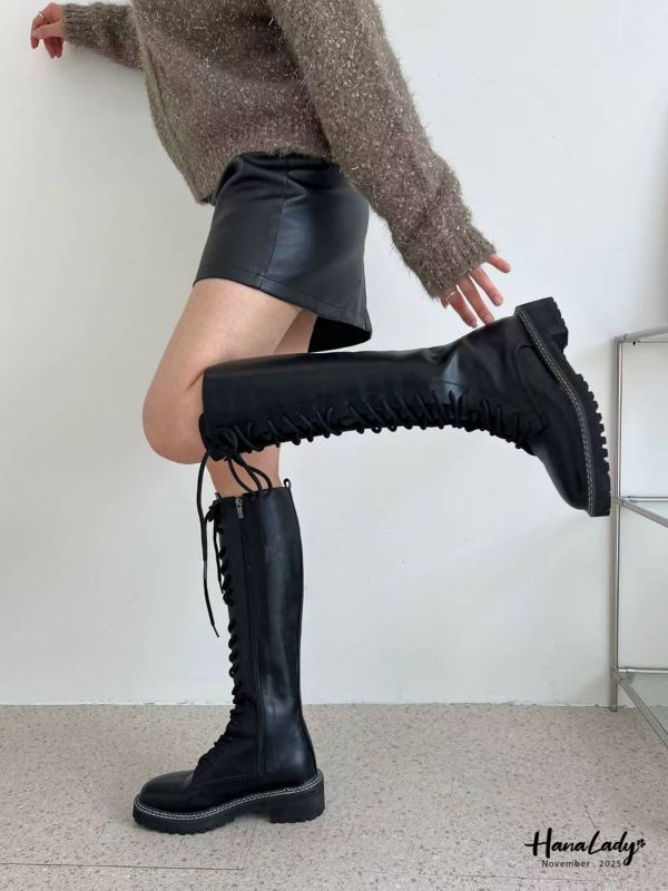 WJB46 帥氣車線綁帶牛皮長靴 