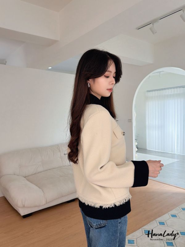 WJB09 精緻造型釦拼色針織外 