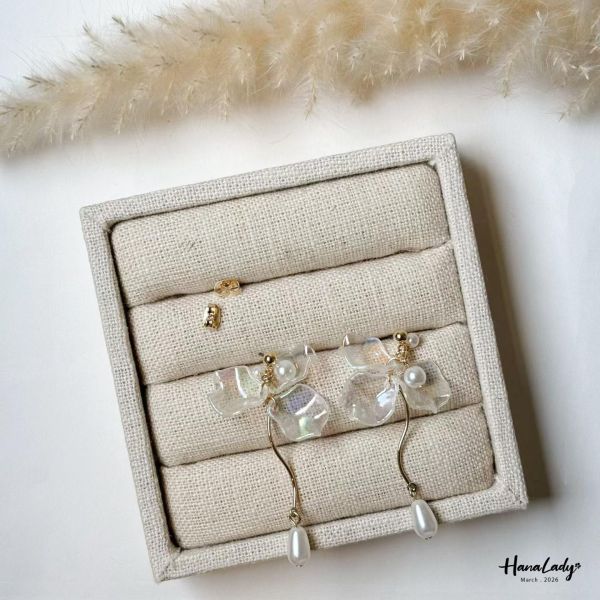 LSA72 貝殼光澤花瓣珍珠耳環 