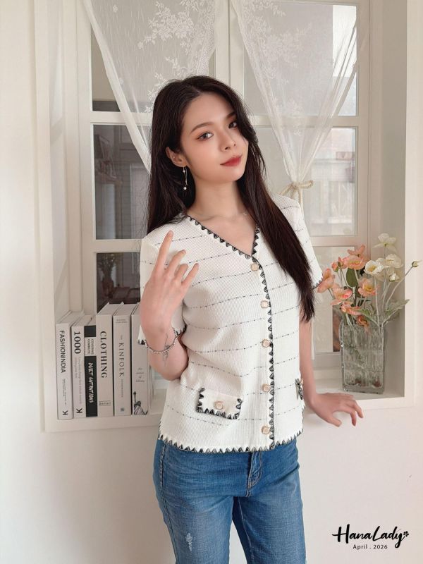 LFA81 三角邊車線小香風上衣 