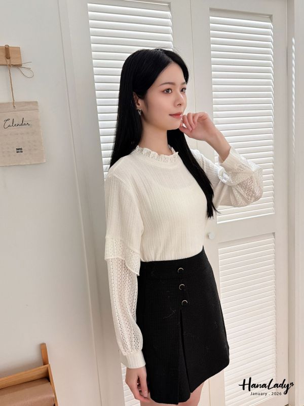 LEA24 細坑條造型簍空袖上衣 