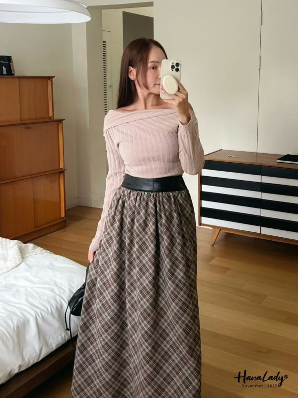 WJA36 造型皮邊格紋長裙 