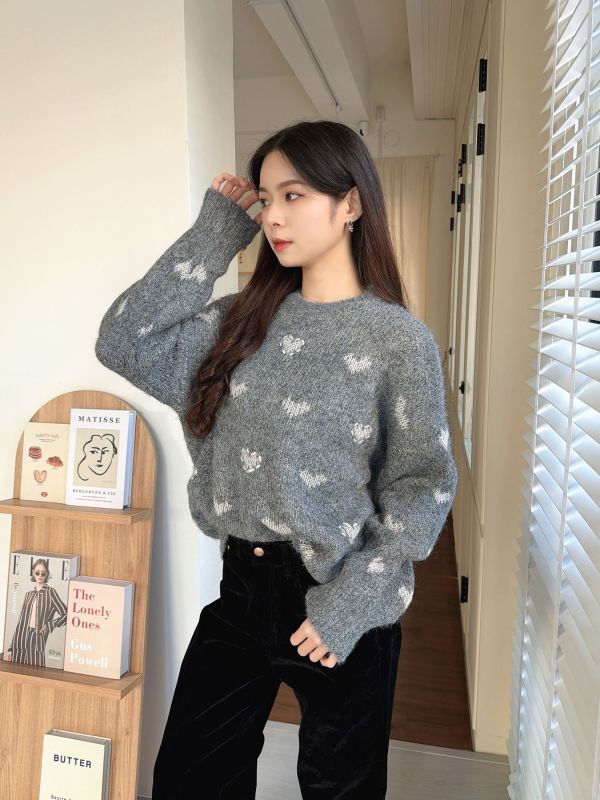 WQA65 滿滿愛心造型針織上衣 