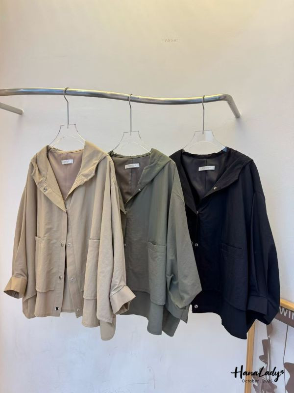 WTA25 寬版休閒防風連帽外套 