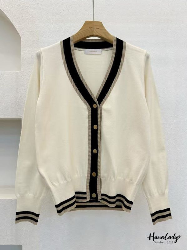 WTB20 配色領細針織親膚排釦衫 