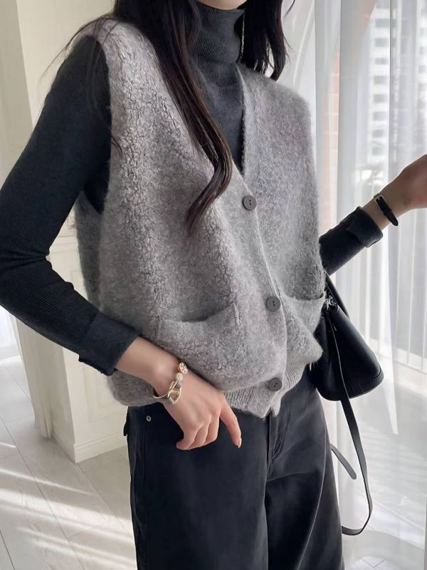 WQB07 兩件式高領針織背心上衣 