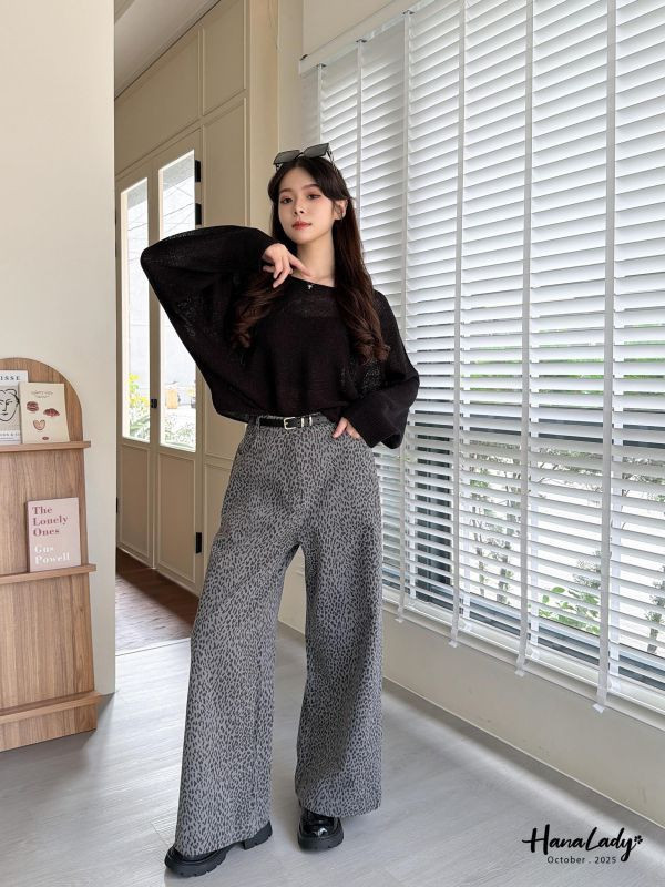 WTA29 簡約寬領飛鼠袖衫 