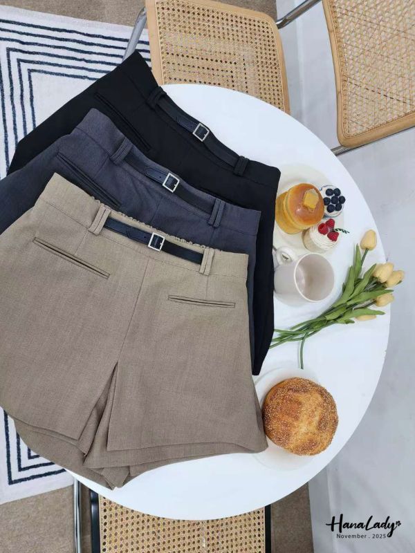 WJA22 版篇大造型腰帶短褲 