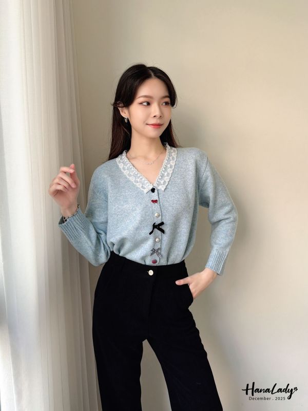 WQA28 超特別造型扭釦針織上衣 