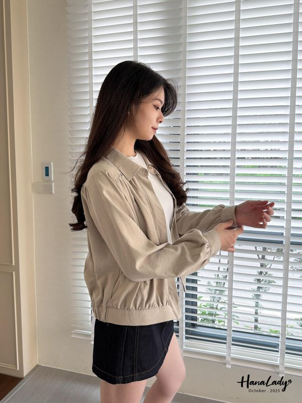 WTA89 蜜桃絨感排釦上衣外 