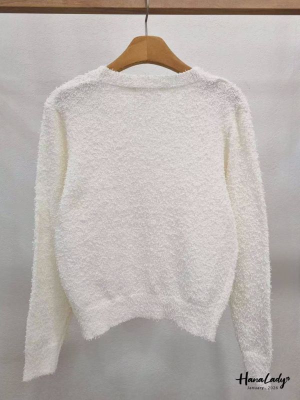 LEA54 毛毛蝴蝶結釦針織上衣 