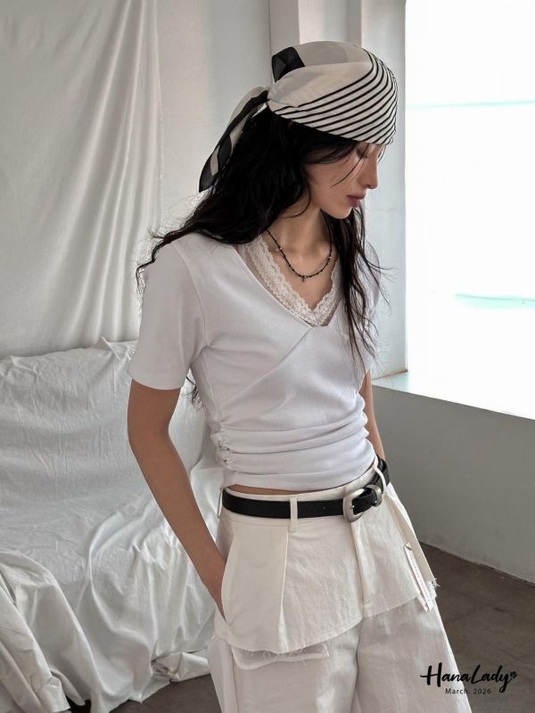 LSA10 設計感蕾絲繞脖上衣 