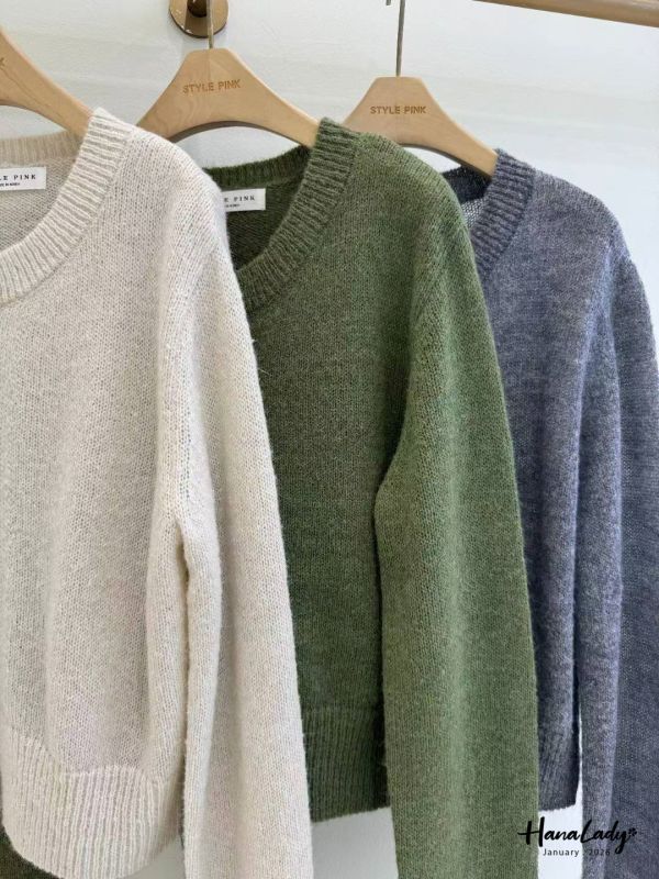 LEA61 簡約排釦設計針織上衣 