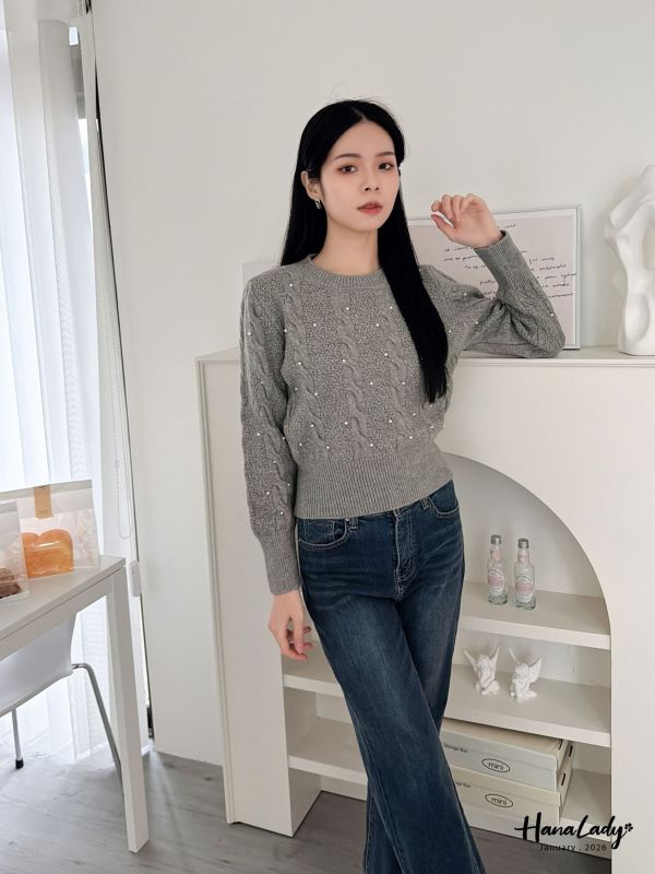 LEA01 釘珠坑條麻花針織上衣 