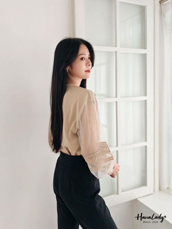 LSA08 知性小花拼接蕾絲袖上衣 