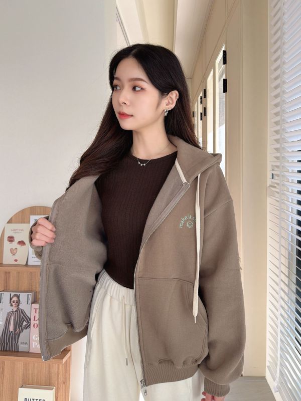 WQA03 微笑刺繡內刷毛連帽拉鍊外 