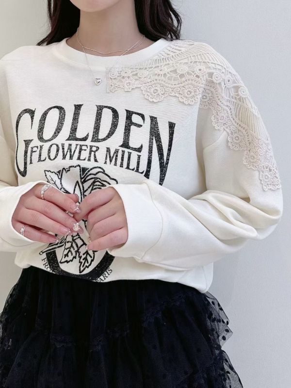 WQA23 設計感單側蕾絲肩印花T 