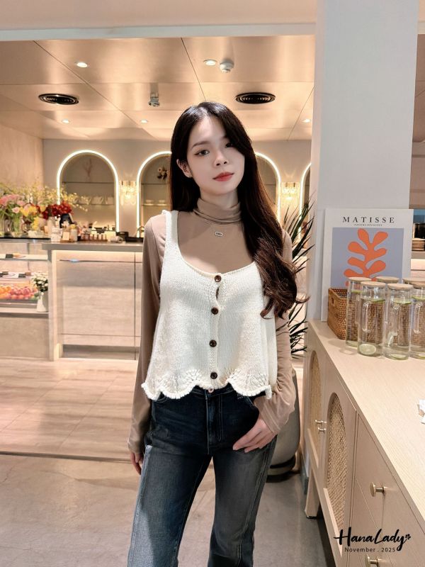 WJA44 可愛波浪擺針織背心 