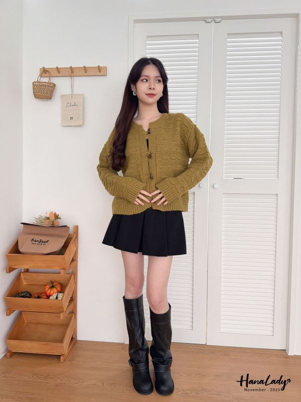 WJA79 精緻木紋牛角釦針織外 