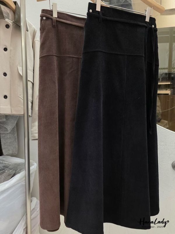 WJA90 附綁帶燈芯絨A字長裙 