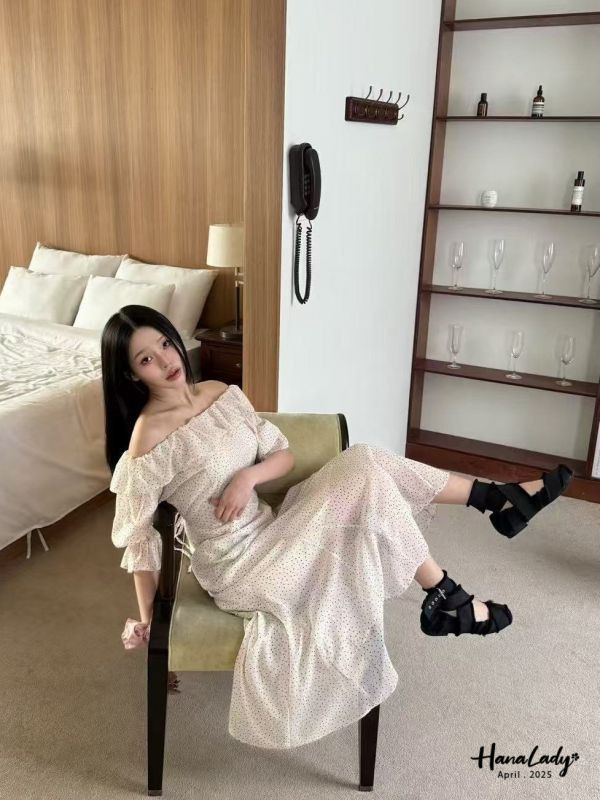 WFA17 復古點點荷葉領長洋 正韓 韓國服飾 韓國連線