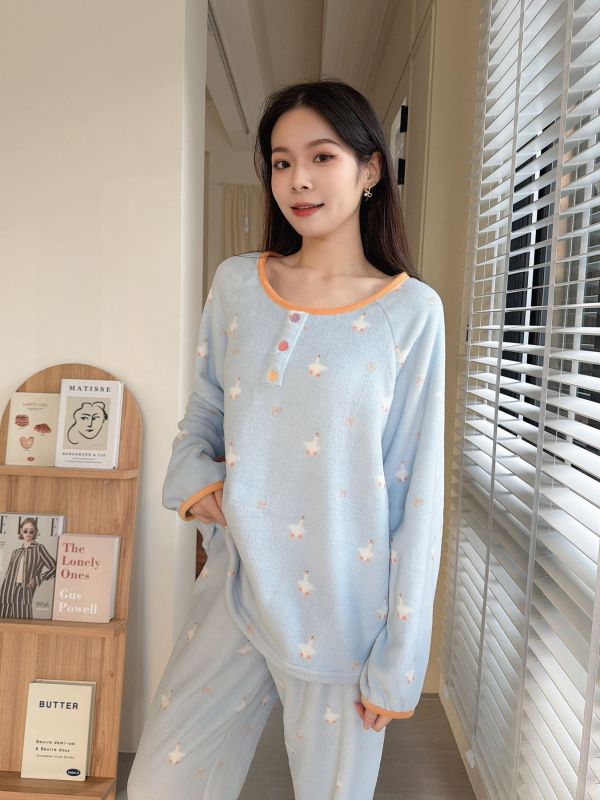 WQB34 暖呼呼的法蘭絨睡衣 