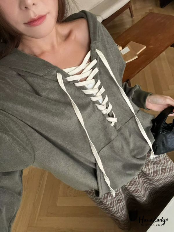 WJA35 繞繩領設計寬版帽T 