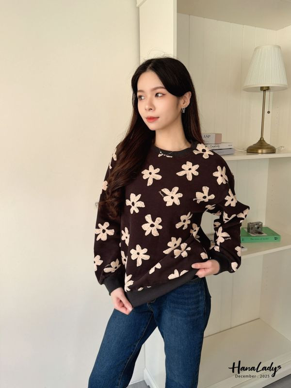 WQA85 滿版印花內刷毛T恤 