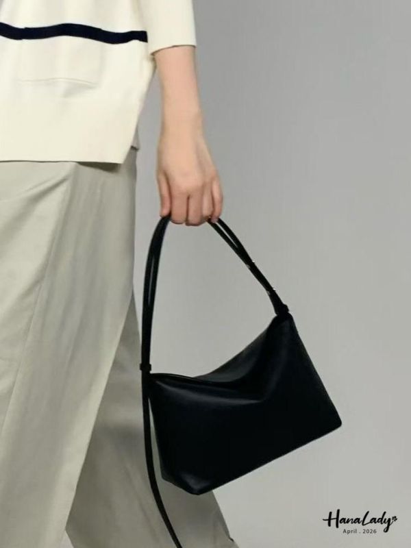 LFB04 羊皮質感磁吸釦袋包 