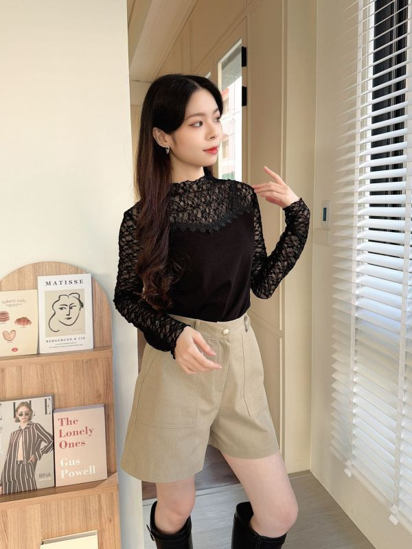 WQA10 雕花蕾絲馬甲線上衣 