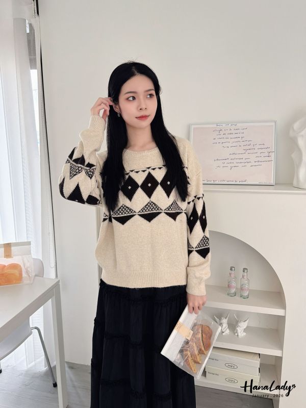 LEA69 軟綿綿菱格紋針織上衣 