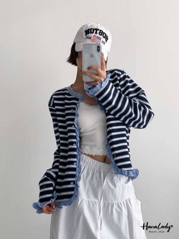 LSA09 質感花瓣邊條紋排釦上衣 