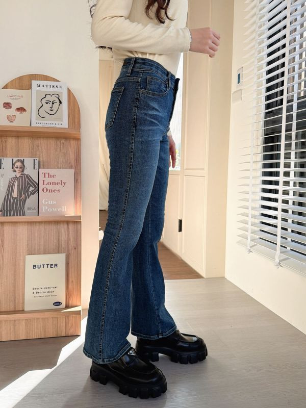 WQA36 沒有刷毛的喇叭丹寧褲 