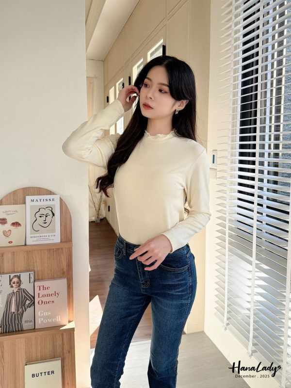 WQA43 層次QQ領磨毛針織上衣 