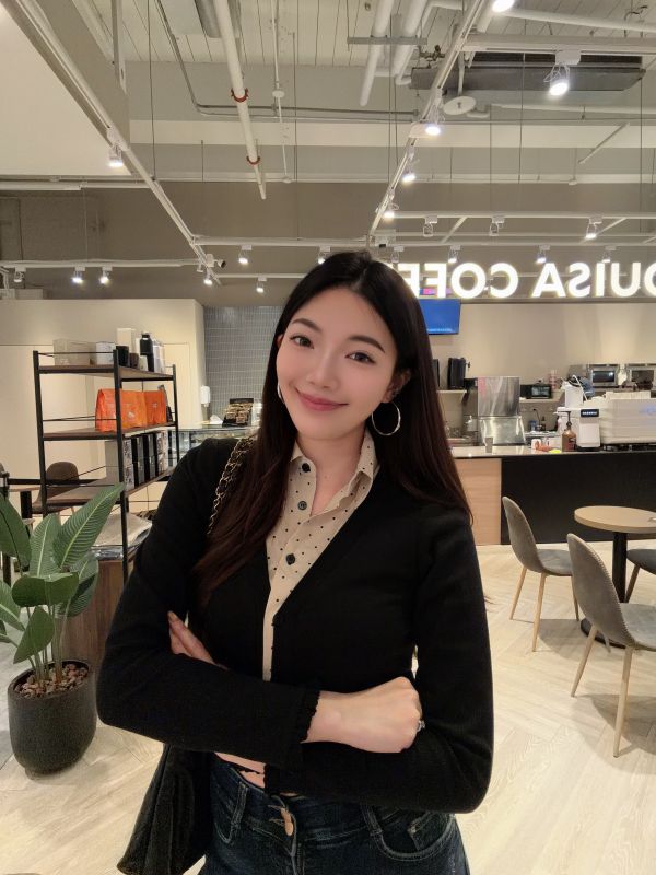 WQB62 點點拼接假兩件針織上衣 