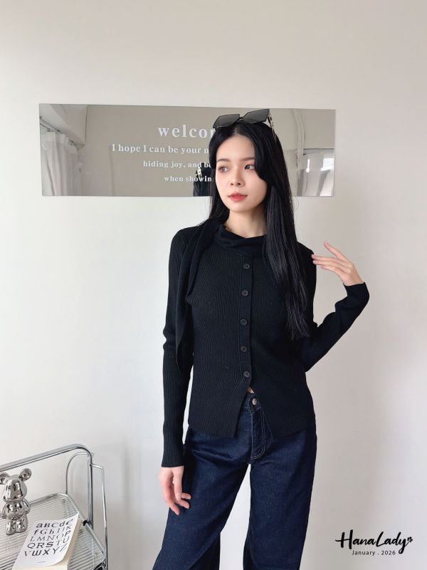 LEA63 斗篷綁結領針織上衣 