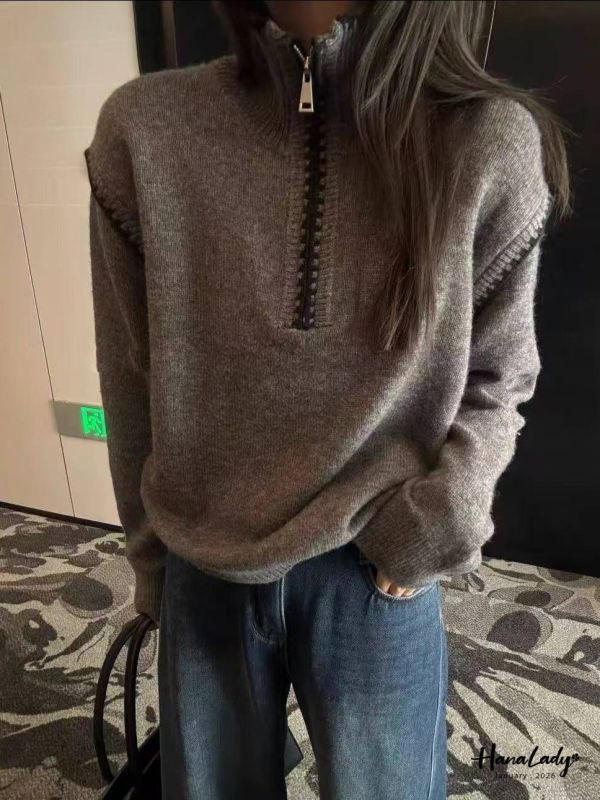 LEA70 拉鍊領設計線條針織上衣 