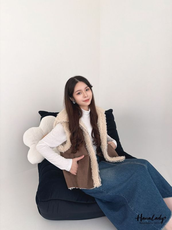 WJA74 麂皮拼毛暖暖翻領背心 