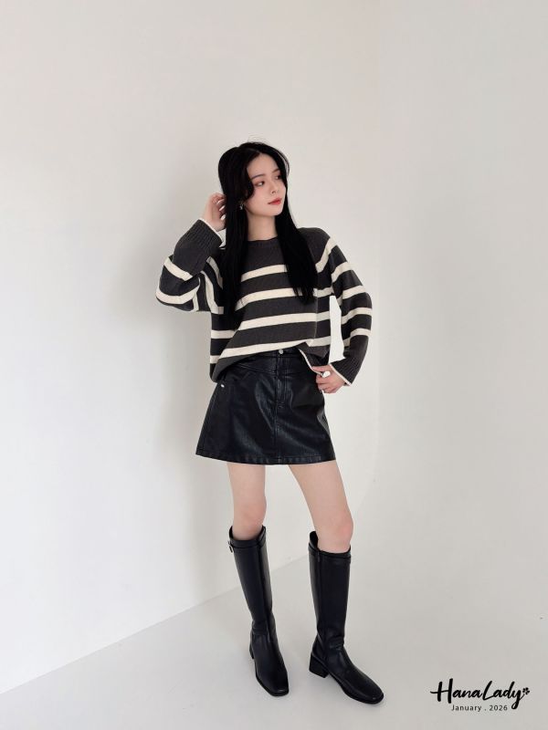 LEA25 坑條滾邊針織上衣 