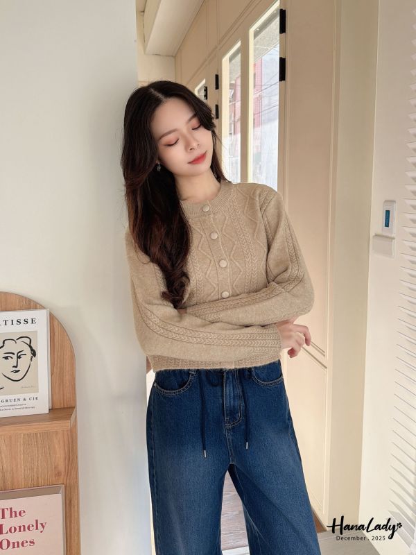 WQA41 絕美細閃菱格紋針織上衣 