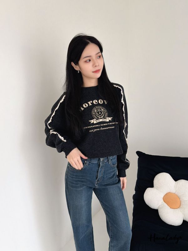 LEA41 坑條蕾絲袖印花棉絨T 