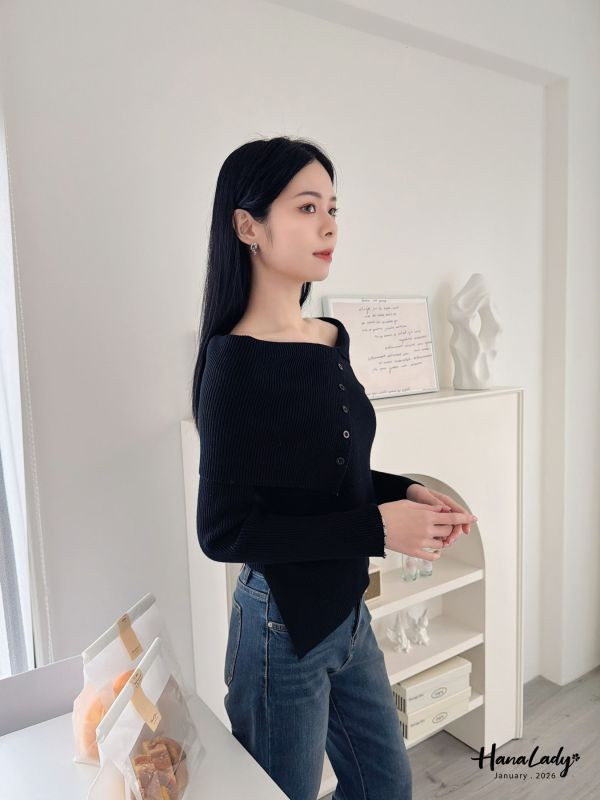 LEA35 大翻領設計坑條針織上衣 