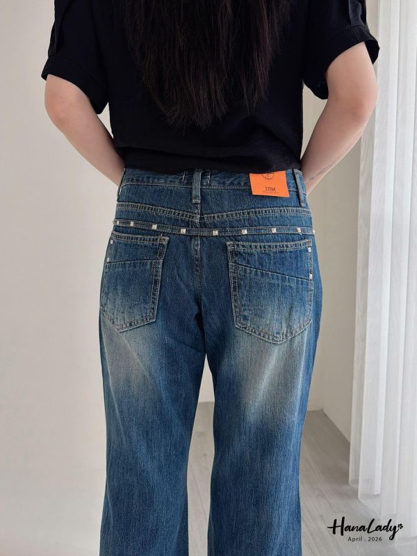 LFA25 翹臀卯釘春夏薄丹寧喇叭褲 