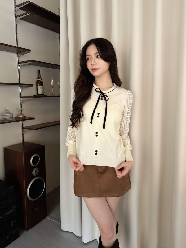 WQA29 蕾絲簍空透袖綁帶上衣 