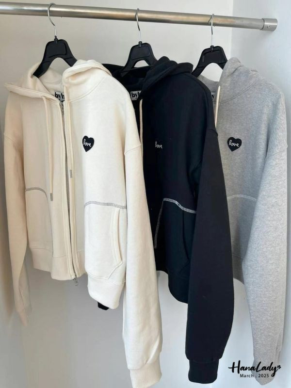 WSA28 愛心徽章車線連帽外套 