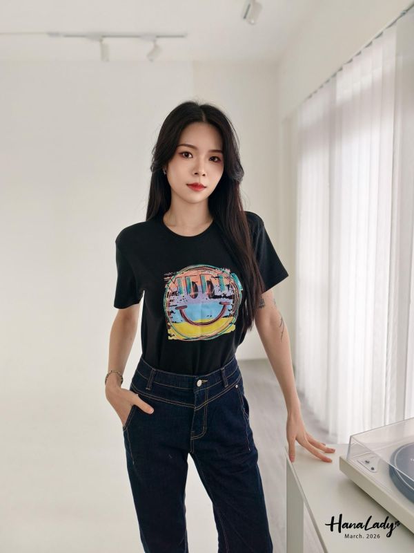 LSA37 刺繡彩虹微笑貼布T 