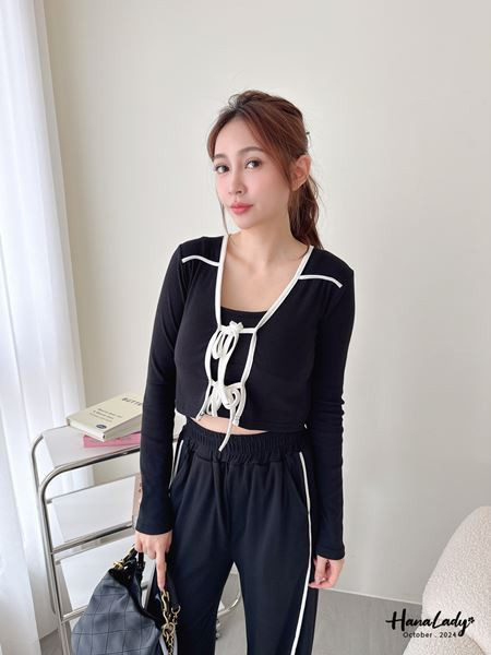 FTA43 簡約線條綁帶上衣 